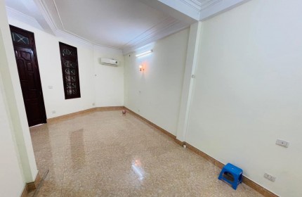 CHO THUÊ MBKD NGÕ Ô TÔ TAM TRINH, HÀNG ĂN, CÀ PHÊ, TT ĐÀO TẠO, 4 TẦNG, 80M2, 18 TRIỆU.
